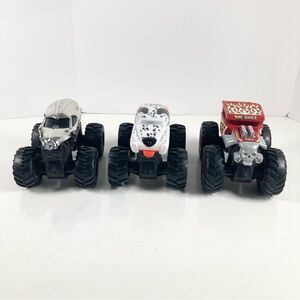 Hot Wheels Monster Jam Rev 4x4 Monster Trucks Lot - Bone Shaker Mutt NEA Police